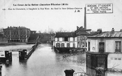 365 Crue de la Seine (jan-fév 1910) Rue du Chevaleret à l'angle de la rue Watt