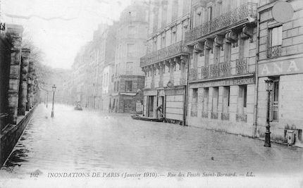 442 Inondations de Paris (janvier 1910) Rue des Fossés Saint-Bernard