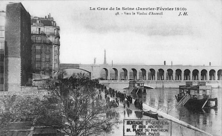459 La crue de la Seine (janvier-février 1910) Vers le viaduc d'Auteuil