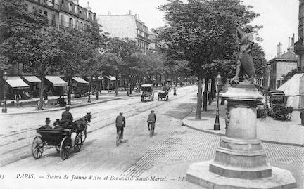 876 Statue de Jeanne-d'Arc et Boulevard Saint Marcel