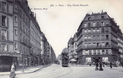 915 Rue Claude Bernard